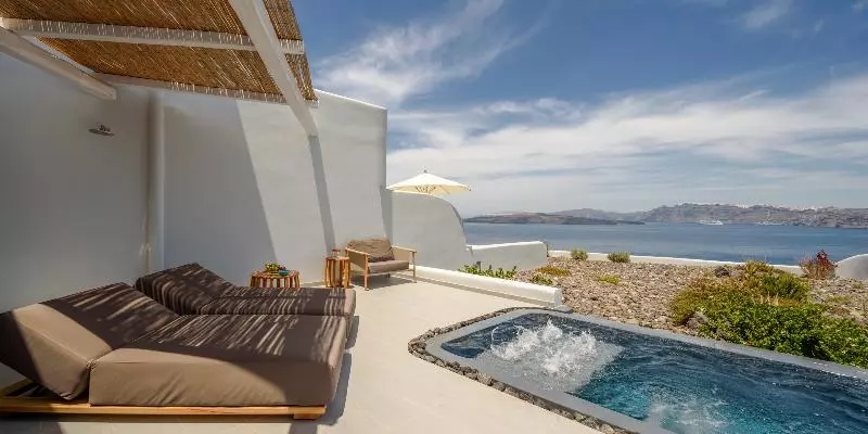 پانسیون Neptune Luxury Suites