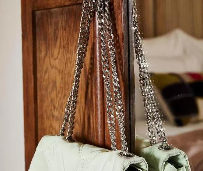 펜션 The Big   Luxury Backpackers