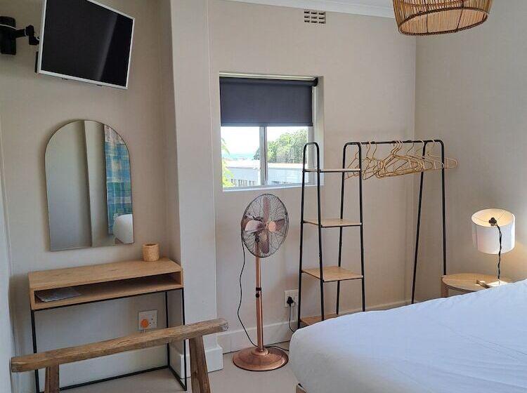 פנסיון The Big   Luxury Backpackers