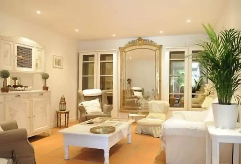 פנסיון Chambre D Hôtes Villa Ambrosia