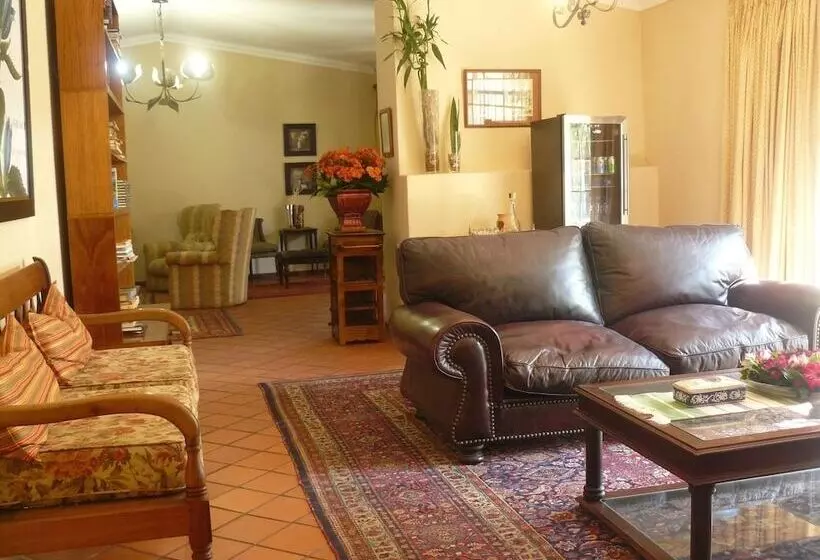 Пансион Villa Jana Guesthouse