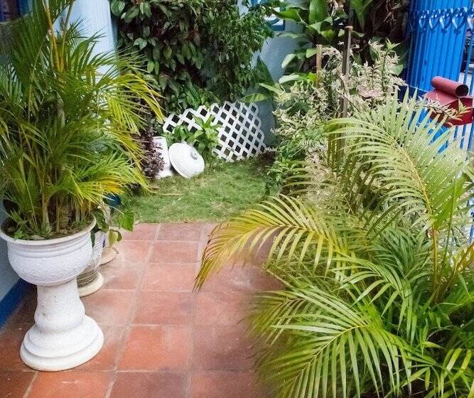 پانسیون Villa Shalom Guest House