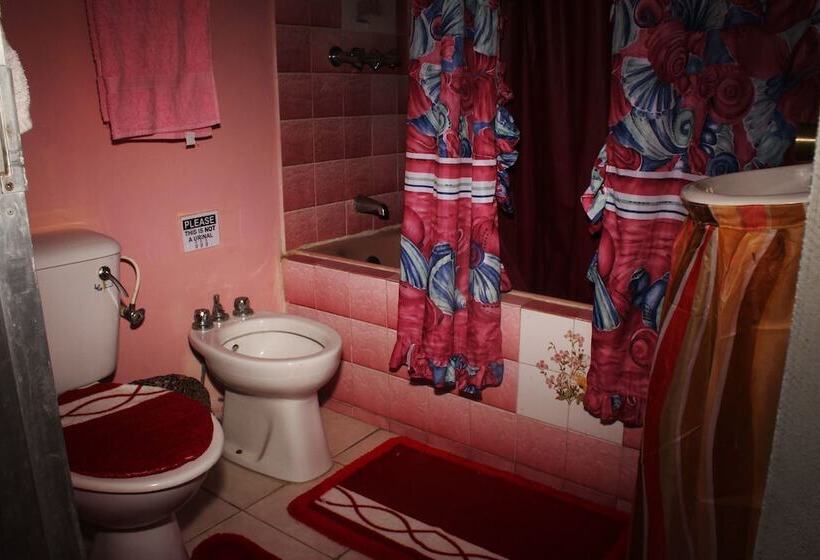 پانسیون Villa Shalom Guest House