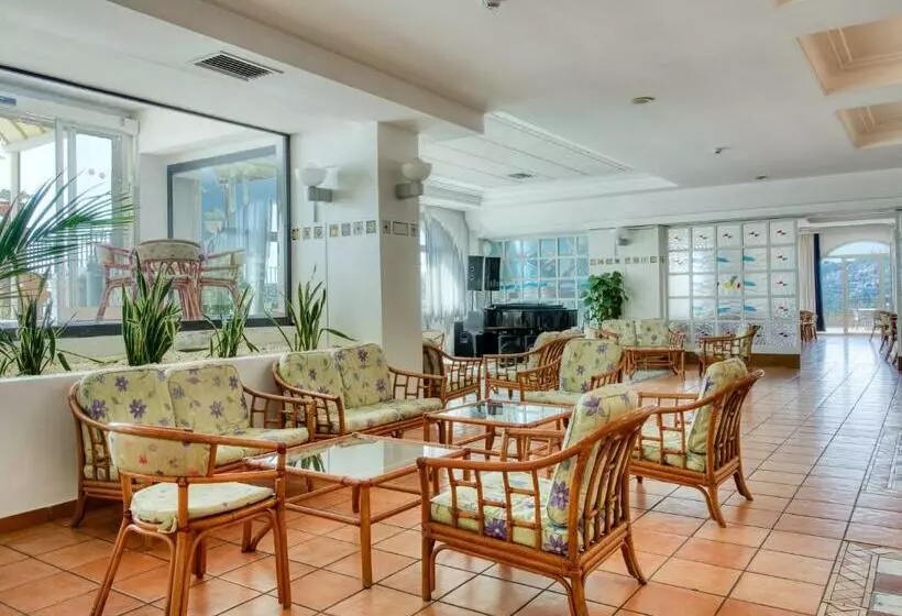 Hotelli Olimpo le Terrazze