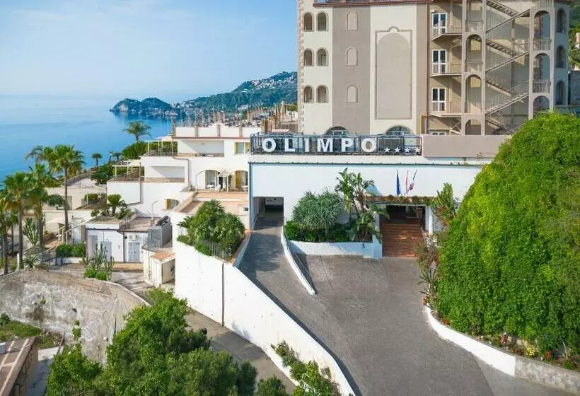 Hotelli Olimpo le Terrazze