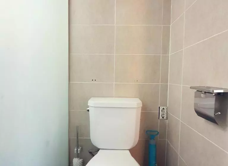 ユースホステル Roi Guesthouse