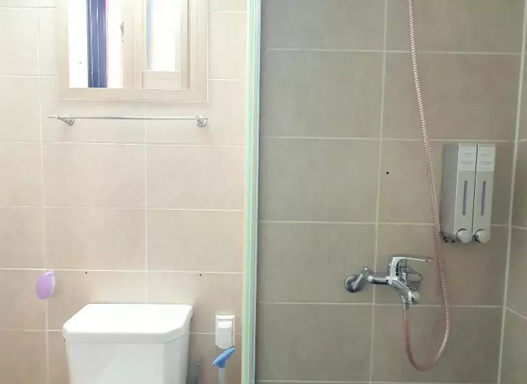 ユースホステル Roi Guesthouse