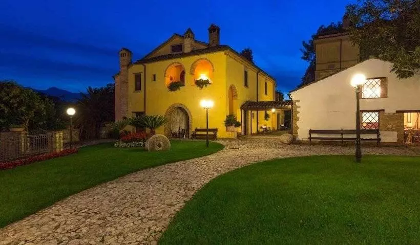 تختخواب و صبحانه Corte Dei Tini