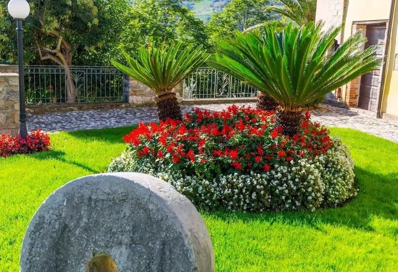 تختخواب و صبحانه Corte Dei Tini