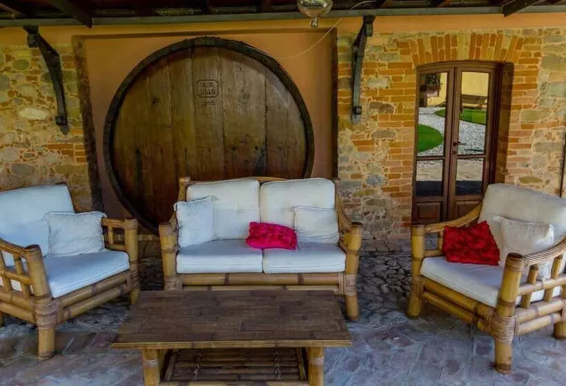 تختخواب و صبحانه Corte Dei Tini