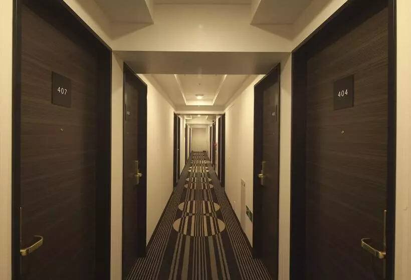 Apa Hotel Higashi Shinjuku Ekimae