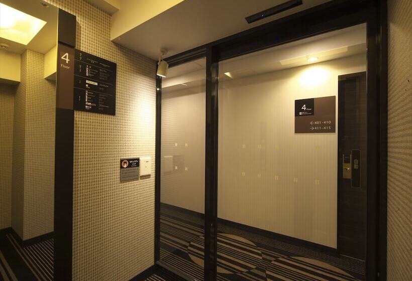 Apa Hotel Higashi Shinjuku Ekimae