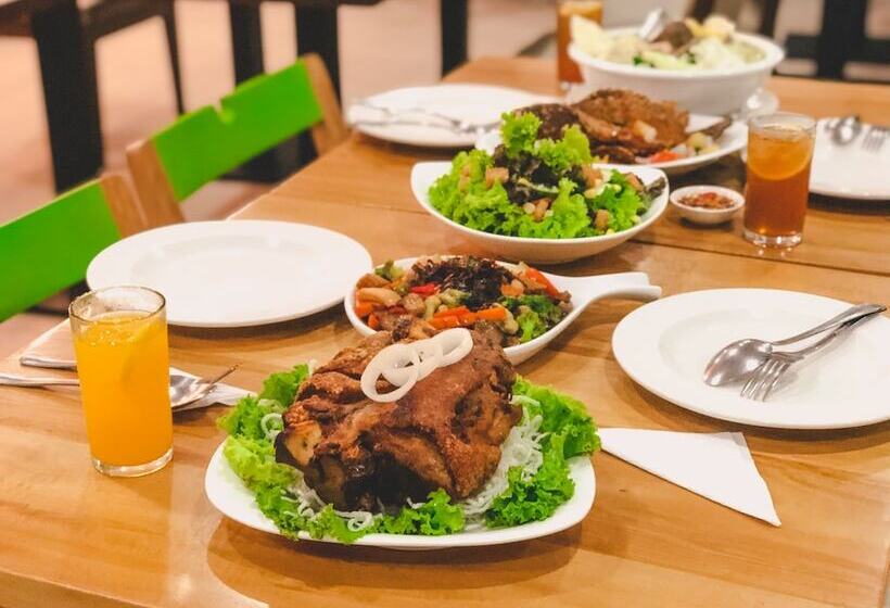 בית מלון כפרי Golden Valley