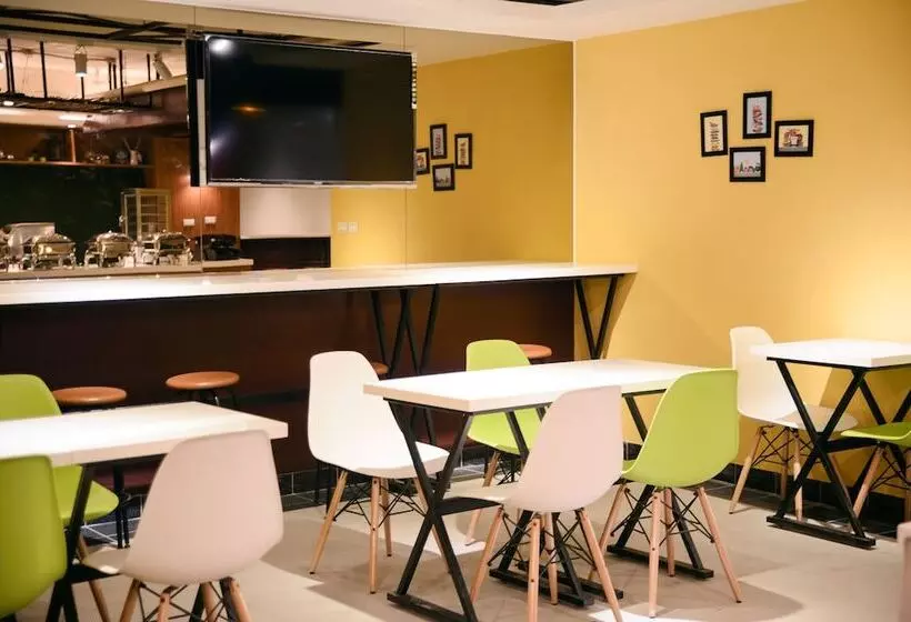 Kiwi Express Hotel   Chenggong Rd