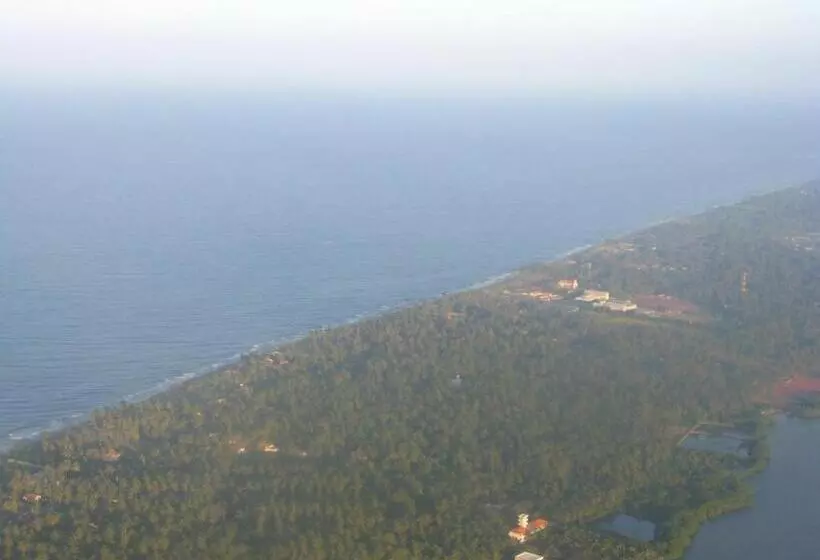 Hotel Lagoon Paradise