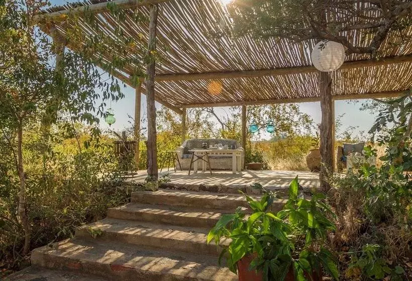 هتل Mbizi Bush Lodge