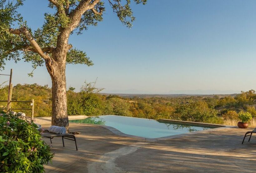 ホテル Mbizi Bush Lodge
