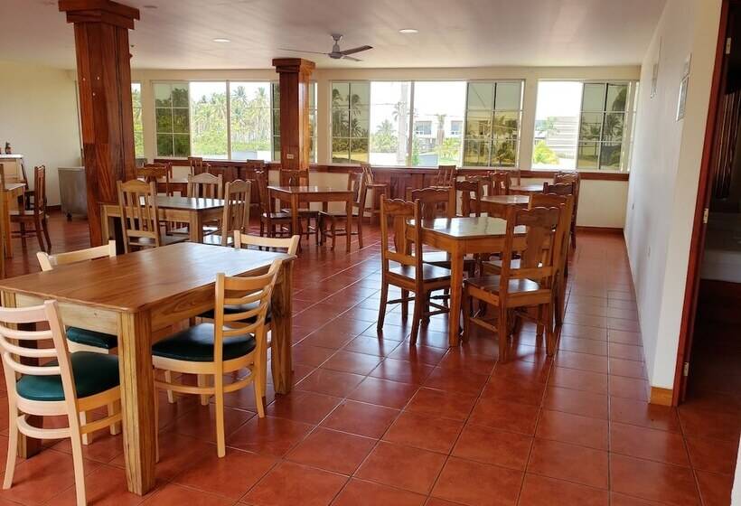 هتل Real Costa Inn