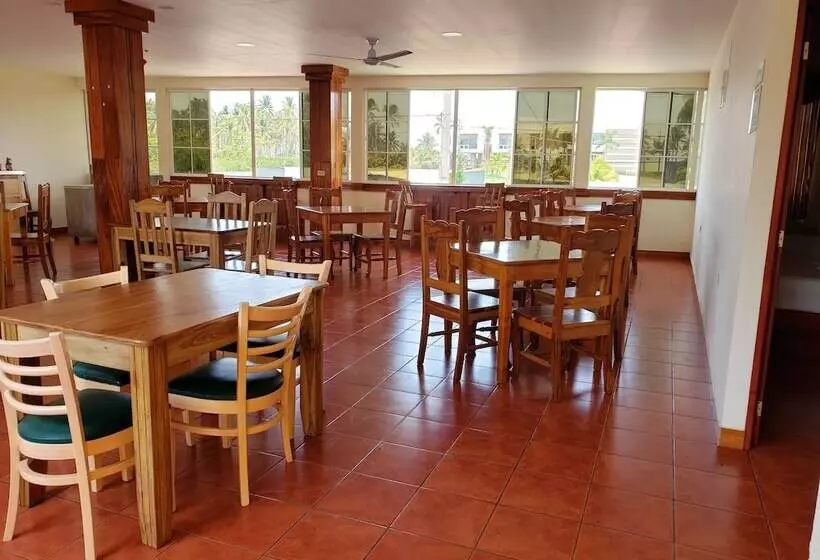 هتل Real Costa Inn