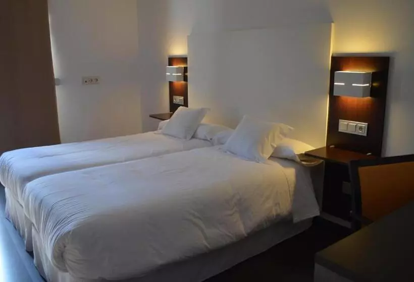 교외 호텔 Las Monteras