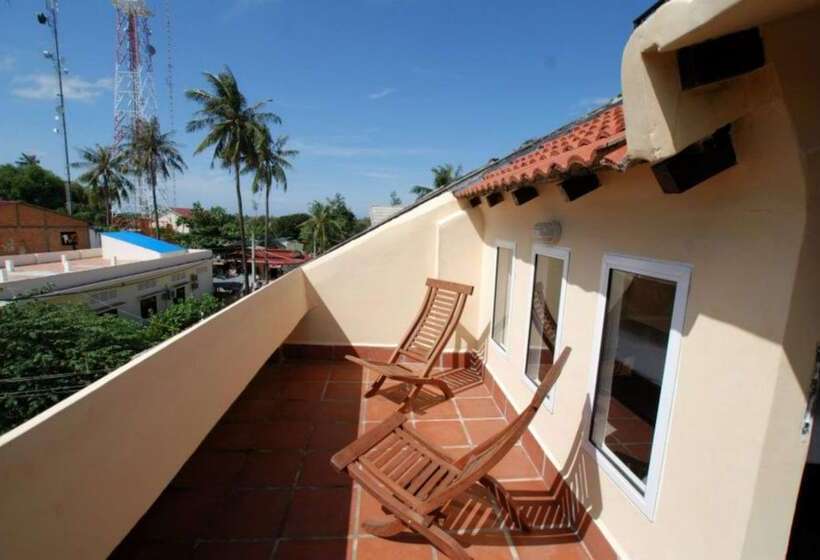 فندق The Columns