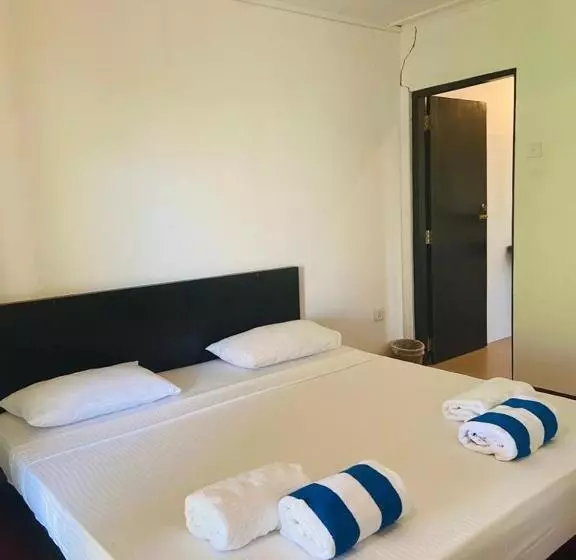 Lagoon Paradise Beach Resort