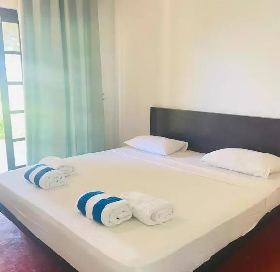 Lagoon Paradise Beach Resort