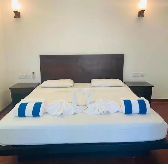 Lagoon Paradise Beach Resort