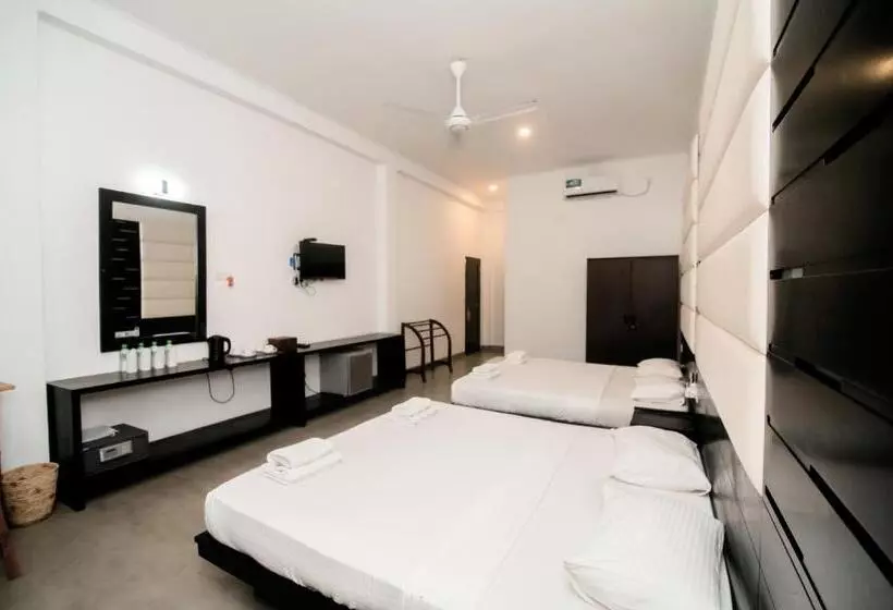 Lagoon Paradise Beach Resort