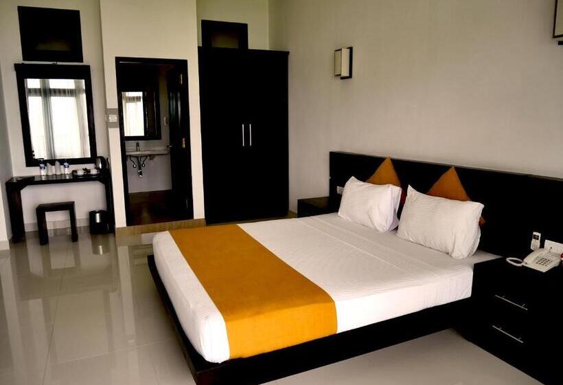 Lagoon Paradise Beach Resort