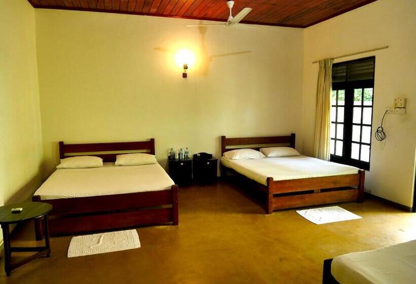 Lagoon Paradise Beach Resort