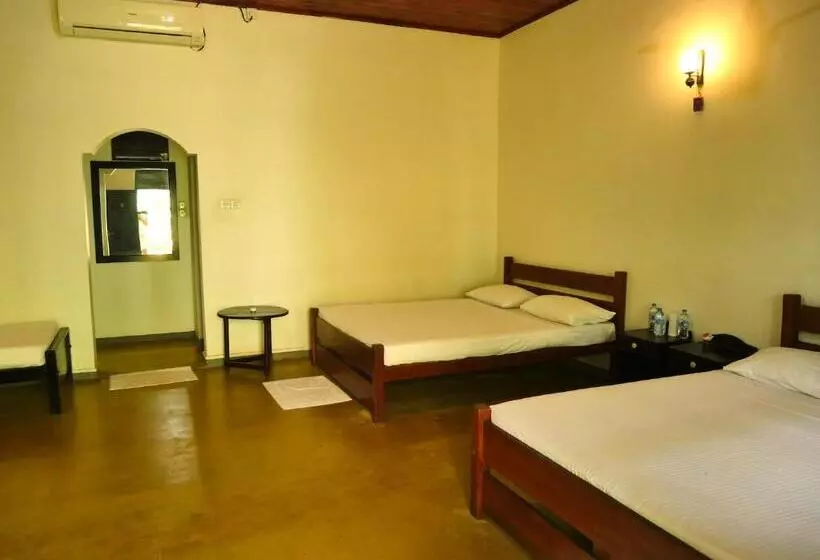 Lagoon Paradise Beach Resort