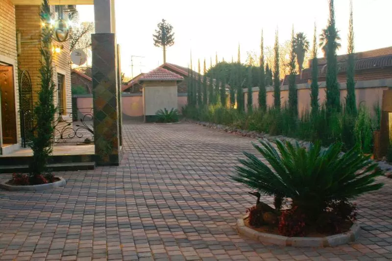 Пансион Eco Park Lodge