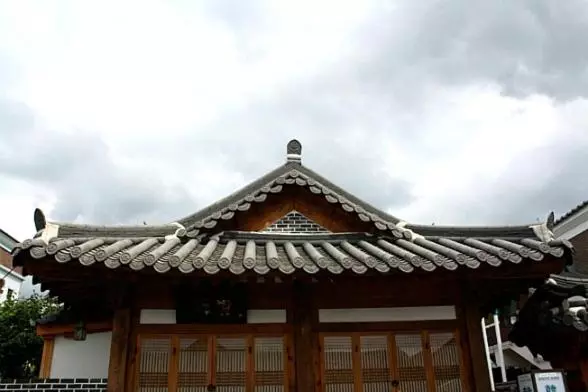 Пансион Jeonju Hanok Maeul Hongran Mideok Hanok