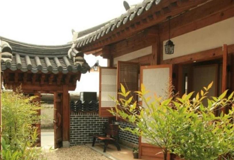 ペンション Jeonju Hanok Maeul Hongran Mideok Hanok