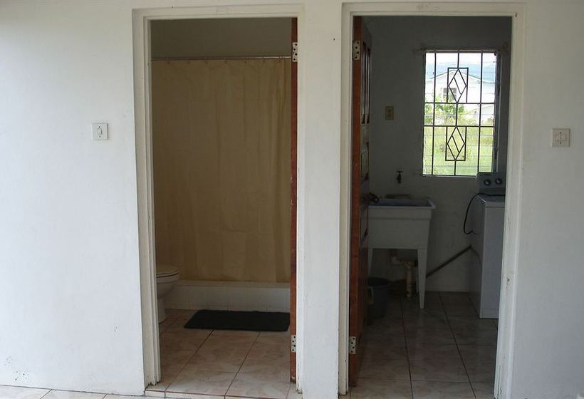 پانسیون Treasure Bay Guesthouse