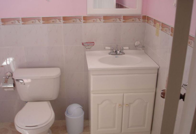 پانسیون Treasure Bay Guesthouse