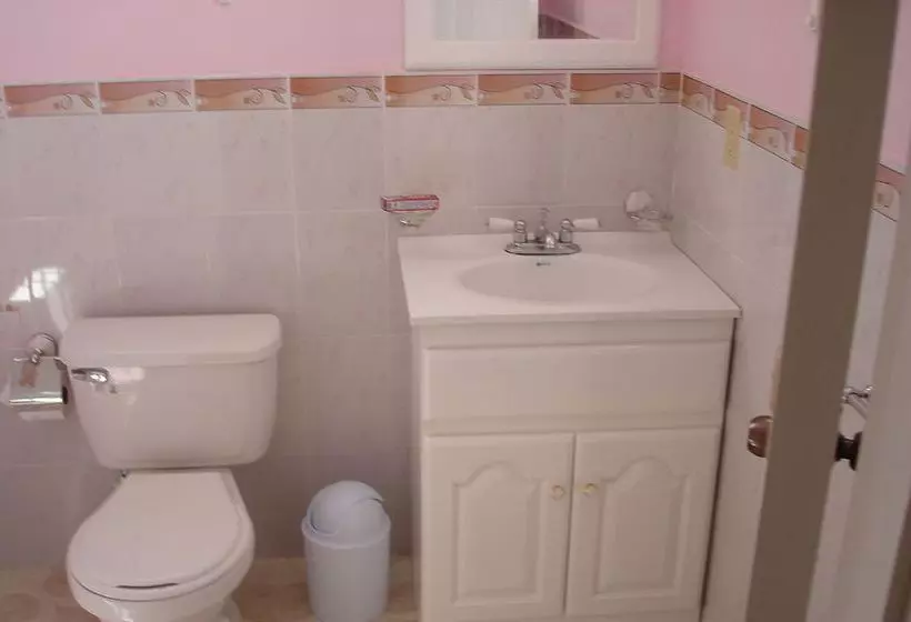 پانسیون Treasure Bay Guesthouse