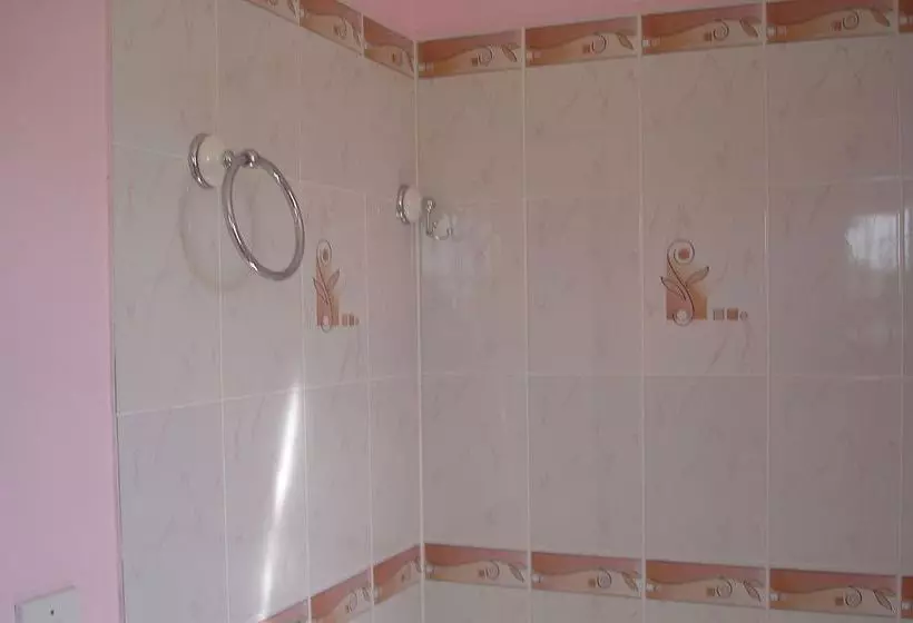 پانسیون Treasure Bay Guesthouse