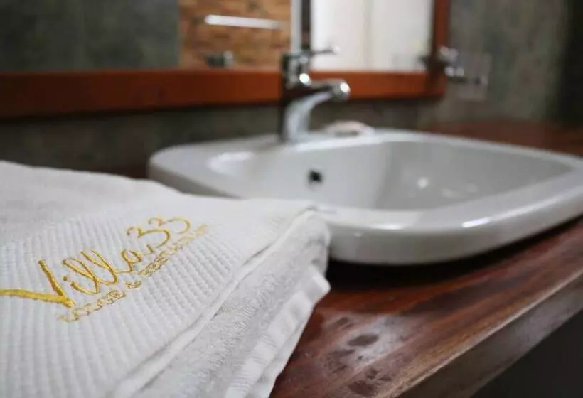 پانسیون Villa 33