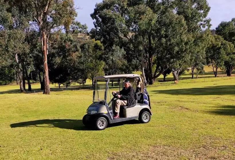 Cootamundra Heritage Motel & Apartments