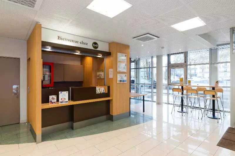 B&b Hotel Nantes Centre