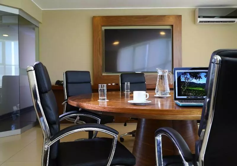 ホテル Casa Andina Select Pucallpa