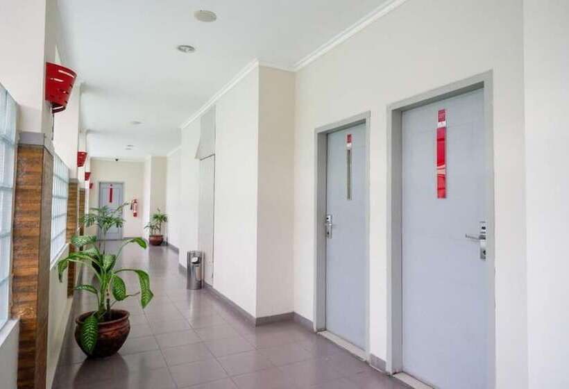 فندق Dinasty Smart