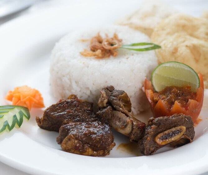 فندق Dinasty Smart