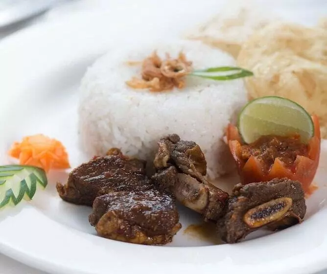 فندق Dinasty Smart