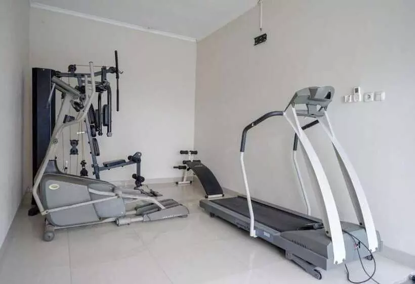 فندق Dinasty Smart