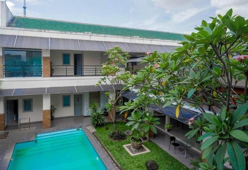 فندق Dinasty Smart