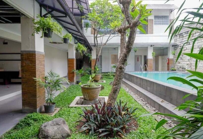 فندق Dinasty Smart