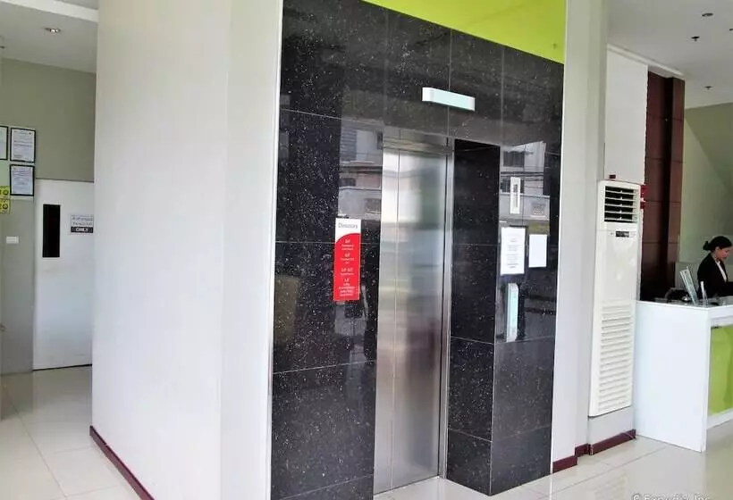 Hotel Marianne Suites